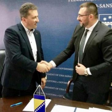 Načelnik Zukanović u Bihaću potpisao Sporazum za izgradnju stanova za raseljene osobe u Ključu