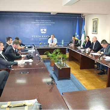 Predstavnici općina Unsko-sanskog kantona potpisali sporazume o međuopćinskoj suradnji sa UNDP-om BiH