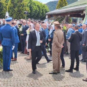 Načelnik Jasmin Musić prisustvuje obilježavanju 30. godišnjice genocida u Srebrenici
